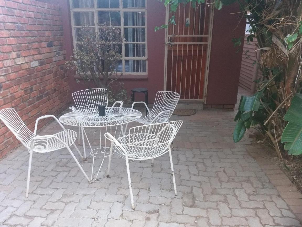 Home Sweet Home Polokwane Extérieur photo